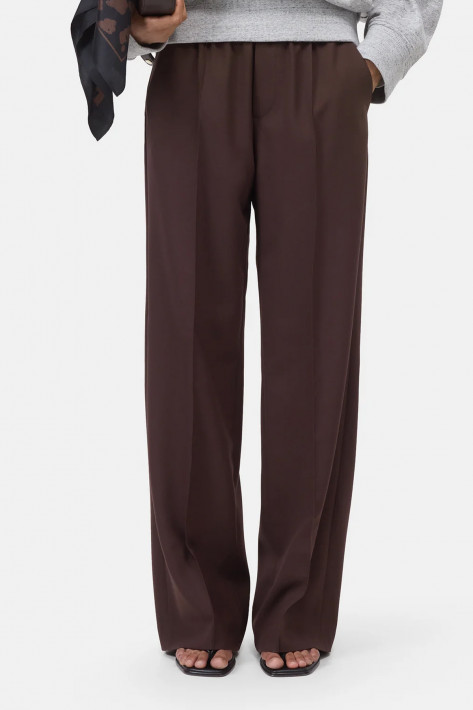 Closed Hose Winona - mahagony brown