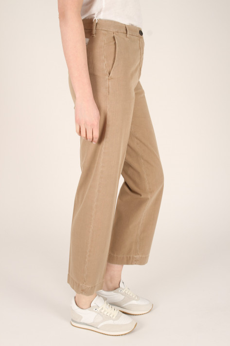 Nine in the morning Chino Lavinia - corda/caramel