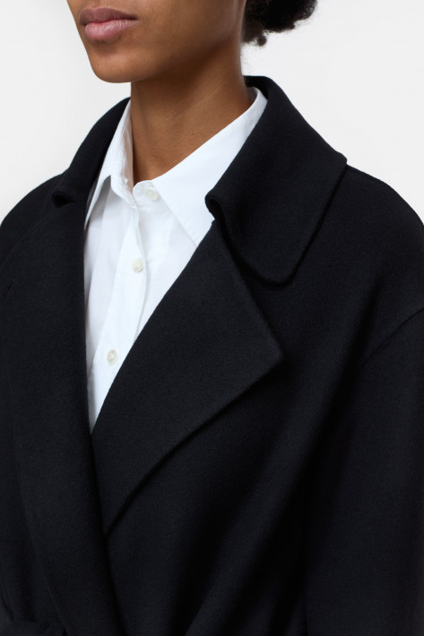 Closed Wrap Coat - black