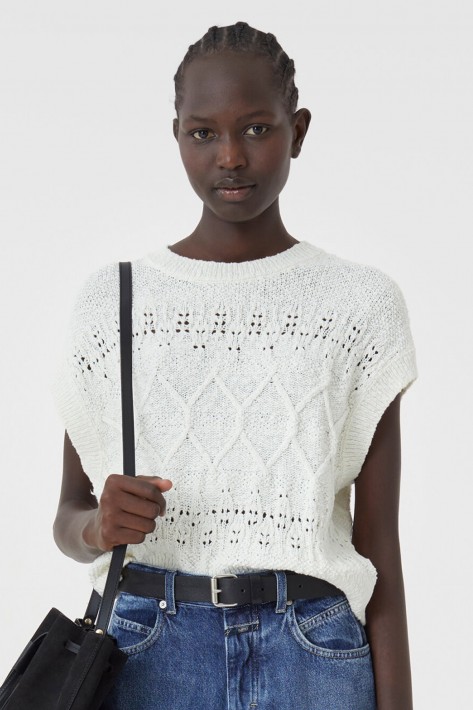Closed Pullover - ivory