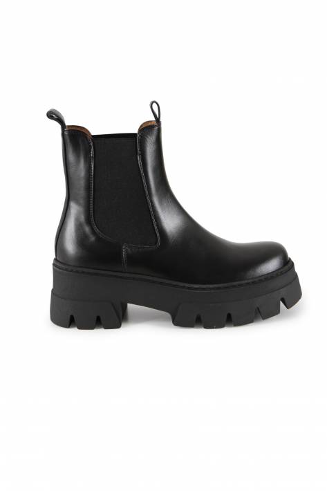 Ennequadro Vitello Nero Chelsea Boots - black